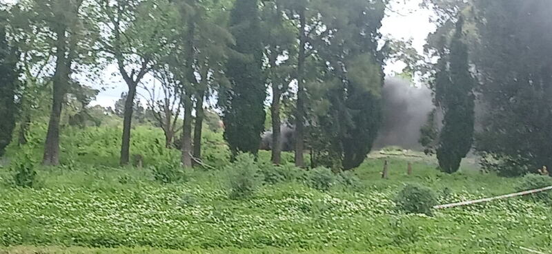 Unas 50 personas intentaron usurpar un predio de cuatro manzanas en Villa Elvira y se enfrentaron con la Policía