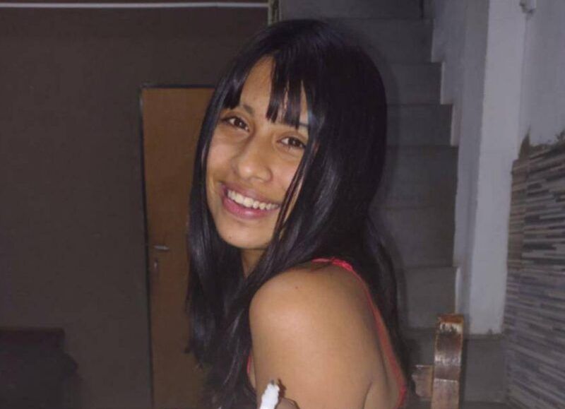 En Ensenada: tenía perimetral contra su ex violento, se cruzaron en una fiesta, lo apuñaló y quedó detenida