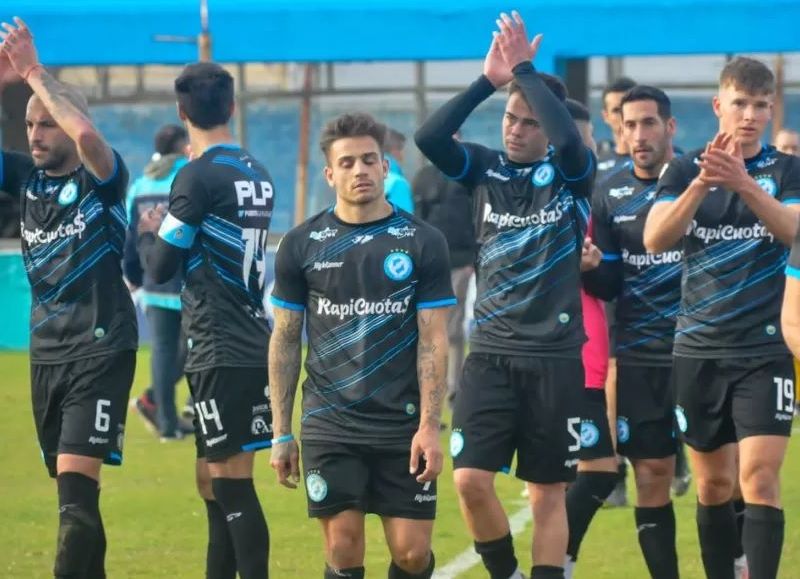 A pesar de un claro dominio y varias oportunidades, Villa San Carlos empató sin goles frente a Cañuelas en un partido donde mereció más.