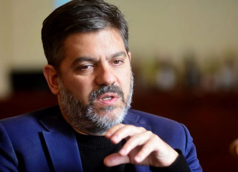 Tras el fallo de YPF, Carlos Bianco apuntó contra Javier Milei: "El perturbado mental salió a echar culpas"