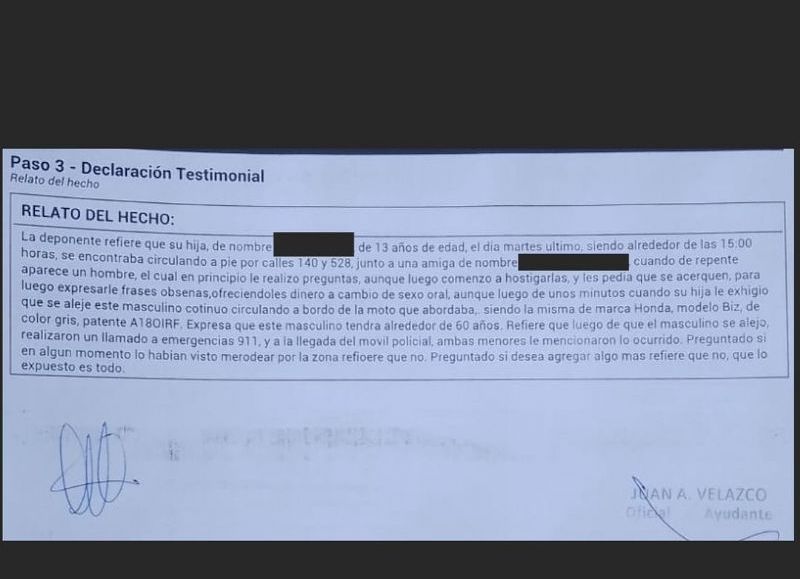 Una de las adolescentes le tomó una foto del acusado y tras alejarse ambas de él, una de las madres radicó la denuncia penal en la Subcomisaría La Unión. 


