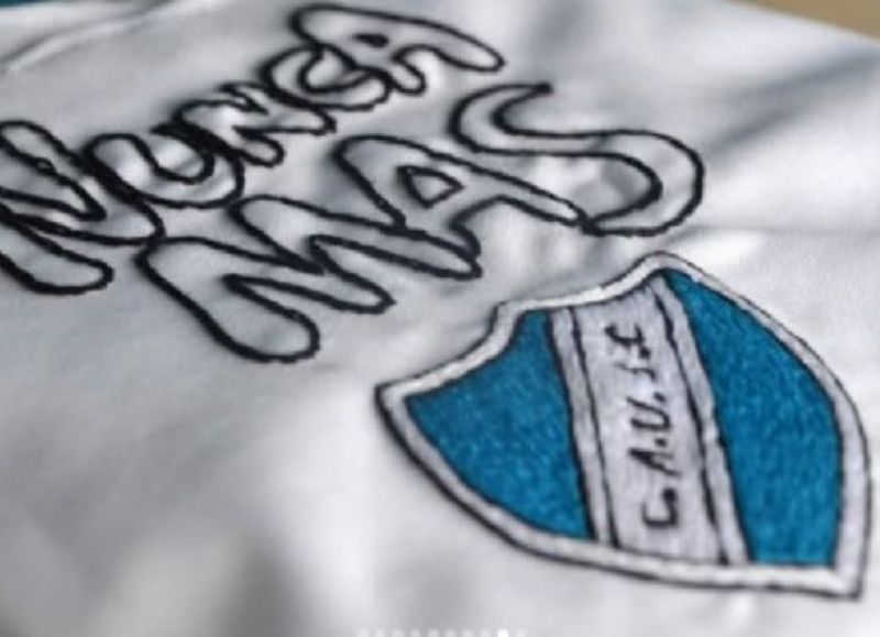 Villa San Carlos reconoció a una familia víctima de la dictadura a 50 años del golpe