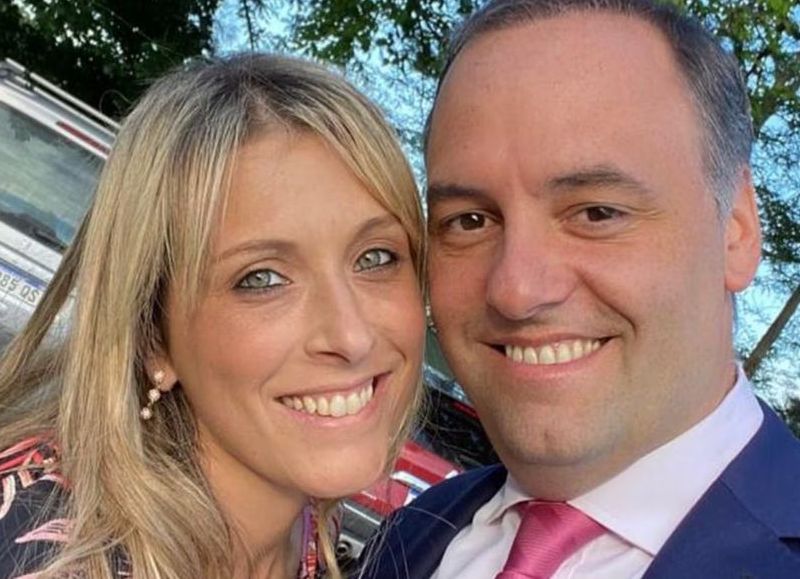 La Justicia abrió una investigación por los viajes de Manuel Adorni a Nueva York y Punta del Este