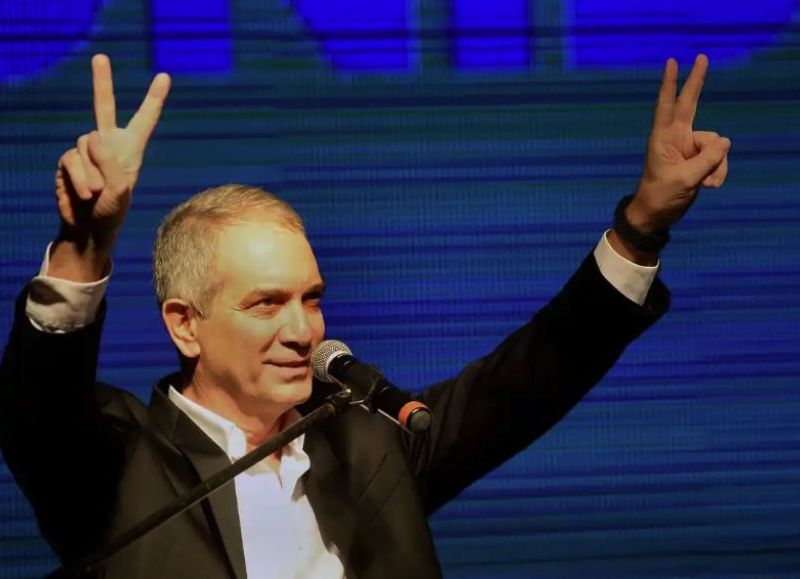 Después de 18 años, este sábado Julio Alak asume al frente del PJ platense integrando a todos los sectores