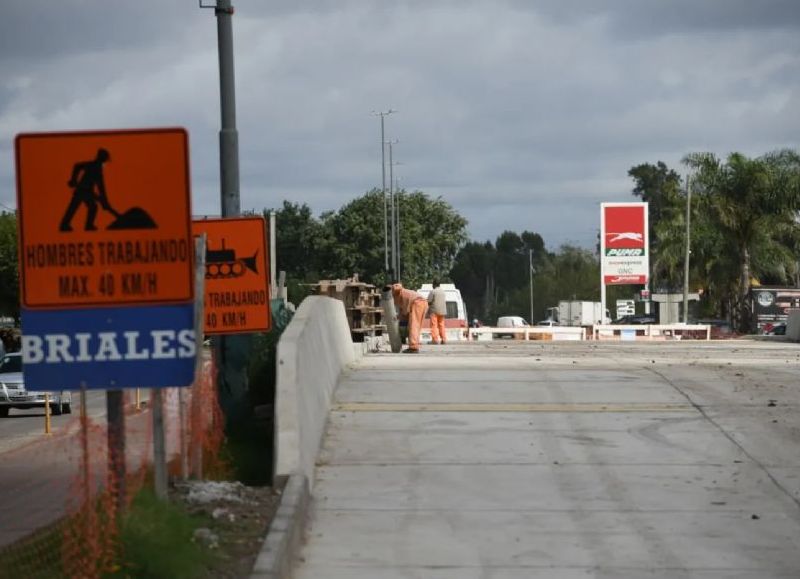 Más sospechas de corrupción: piden explicaciones a Gabriel Katopodis por las demoras en la avenida 520