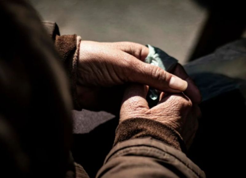 Violento robo en La Plata: entraron de madrugada a la casa de un jubilado y le robaron $10 millones