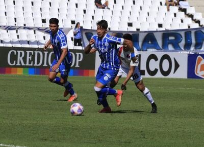 Tras un penal y expulsión, Godoy Cruz y Tigre empataron en Mendoza