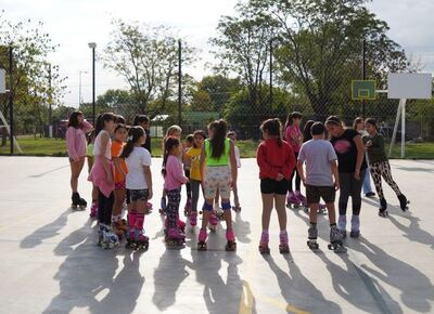 Merlo: comienza el patín artístico en la escuela deportiva municipal