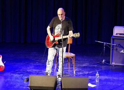 Se realizó en el Teatro de Merlo una clínica musical con Gaspar Benegas
