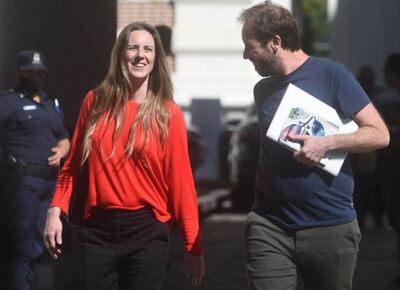 Piensa con la de abajo: ministro bonaerense despilfarra dinero público con una funcionaria nacional tras romance secreto
