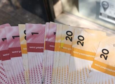 INSÓLITO | fue a retirar dinero al Banco Provincia y el cajero le dio billetes falsos
