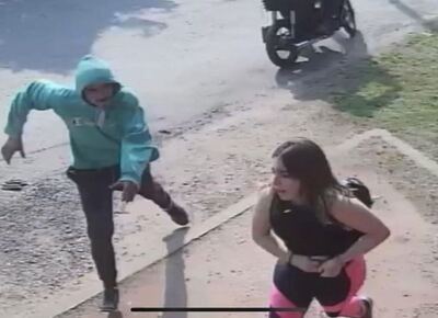 MIRÁ EL VIDEO | Cayó un joven que robó en Villa Elisa y cerca de Plaza Italia