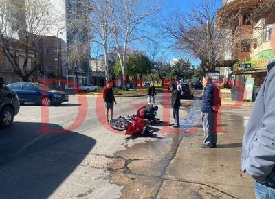 MIRÁ EL VIDEO | Nuevo accidente vial en barrio La Loma