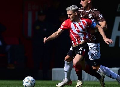 Estudiantes empató y se hunde en la tabla