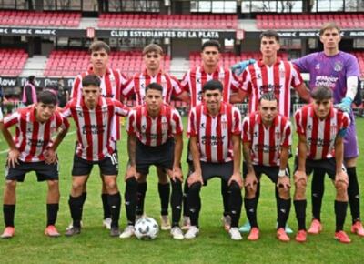 Dos figuras de la Reserva de Estudiantes debutan en la pretemporada de Primera