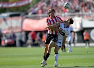 Matías Melluso volvió en el clásico pero se resintió y se perderá lo que queda del Clausura