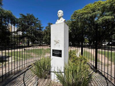 Quieren cambiarle el nombre a la Plaza Perón de La Plata y rebautizarla como “Plaza Lionel Messi”