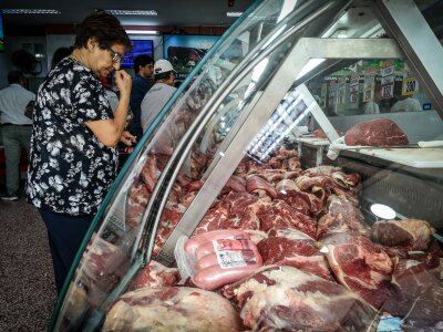 El consumo de carne vacuna cayó 9,5% y quedó en su nivel más bajo en décadas