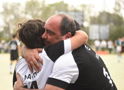 Los Papis Hockey de Universitario despidieron a Oscar José García y acompañan a su familia en el dolor