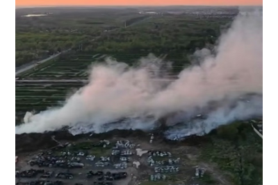 Se incendió una planta de CEAMSE en Sarandí y el humo afecta la visibilidad en la Autopista La Plata-Buenos Aires