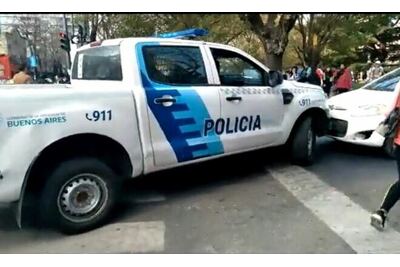 Brutal pelea en Villa Elisa: un hombre murió tras recibir un golpe en la cabeza y detuvieron a un conocido