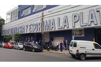 Gimnasia aprobó un balance con casi $2.000 millones de déficit en medio del reclamo salarial