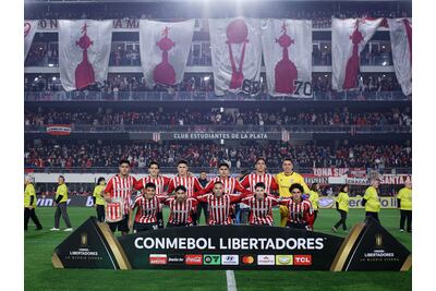 Estudiantes no pudo con Flamengo en La Plata y terminó igualando sin goles en UNO
