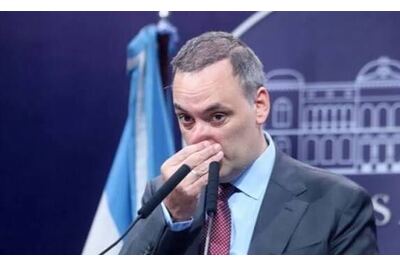 La Justicia puso bajo la lupa las ocho billeteras de Bitcoin de Manuel Adorni: buscan responder 29 nuevas preguntas