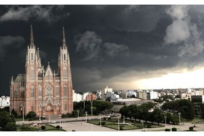 Tormentas fuertes: La Plata se prepara para una jornada complicada