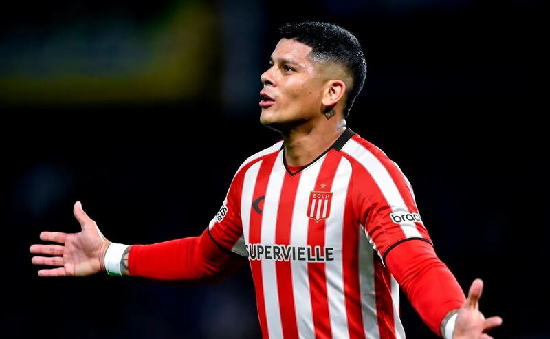 Estudiantes respiró aliviado: Rojo destrabó su pase y podrá jugar la Copa Libertadores