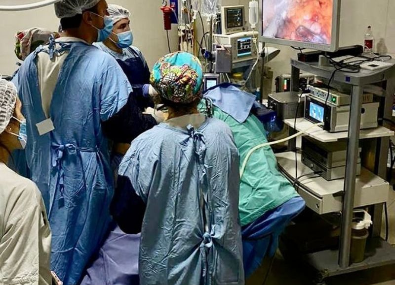 San Miguel: se realizó la primera gastrectomía total laparoscópica en el Hospital Larcade