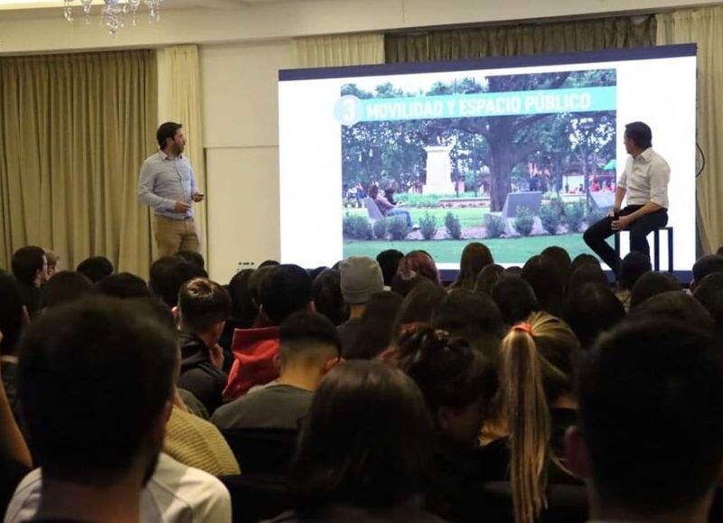 San Miguel: se realizó una reunión informativa para los jóvenes