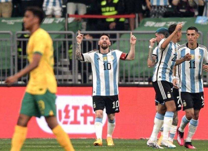La Selección Argentina venció a Australia y comenzó la gira asiática con el pie derecho