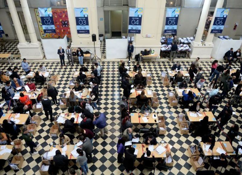 Arrancó el tercer día del escrutinio que definirá quién es el intendente electo de La Plata