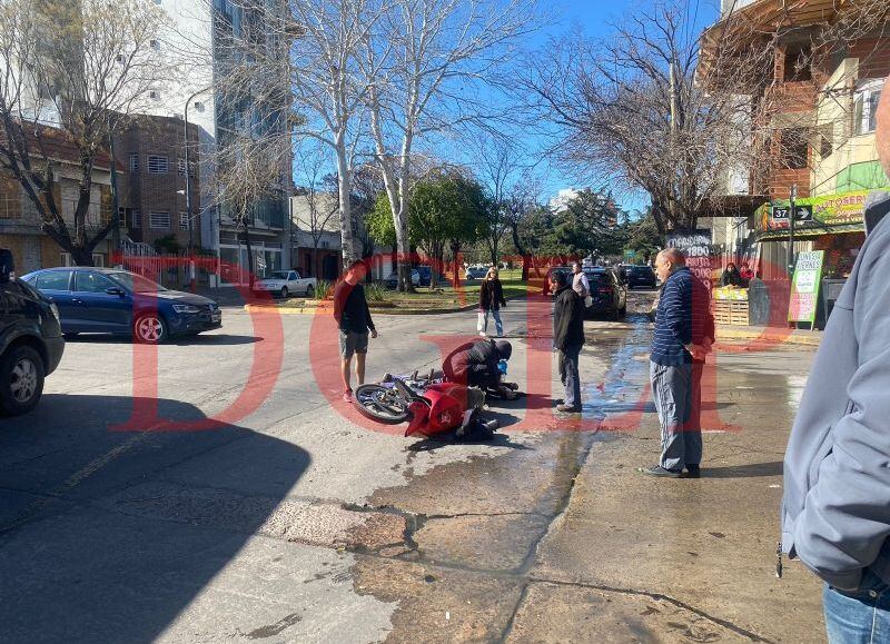 MIRÁ EL VIDEO | Nuevo accidente vial en barrio La Loma