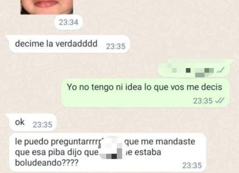 Filtran los chats hot de una maestra sospechada de grooming