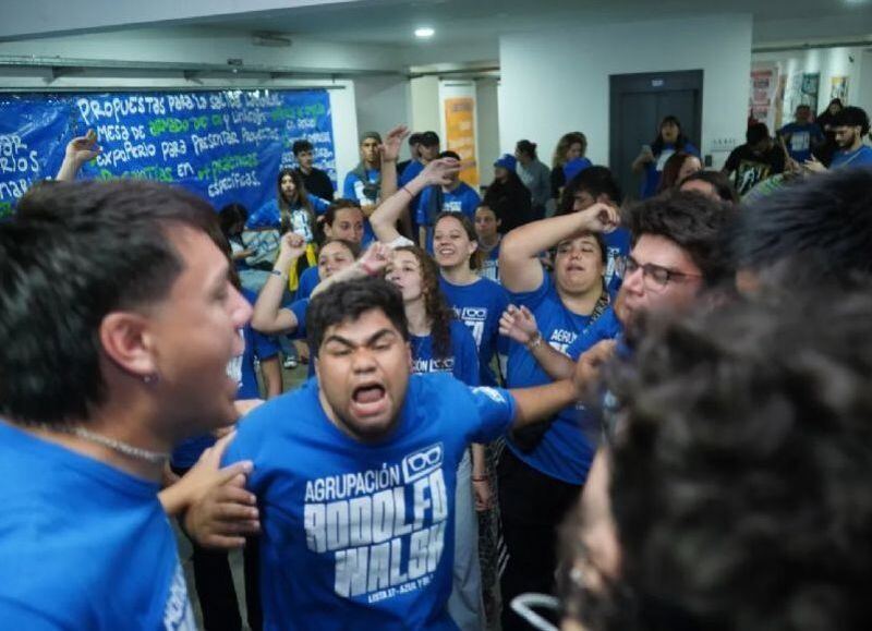 La Walsh revalidó su liderazgo en Periodismo y mantuvo el control del Centro de Estudiantes