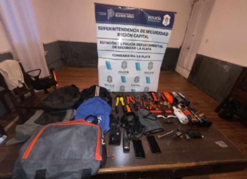 Desbarataron una banda de ladrones en Tolosa tras un violento robo en una casa: hay tres detenidos