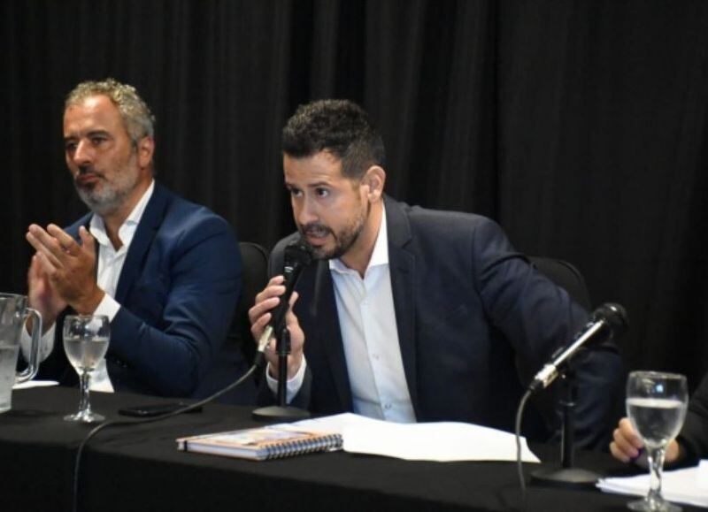 Se quedó con el vuelto: Procesaron y embargaron al presidente del Club Universitario de La Plata, Marcelo Galland, por apropiación indebida de aportes