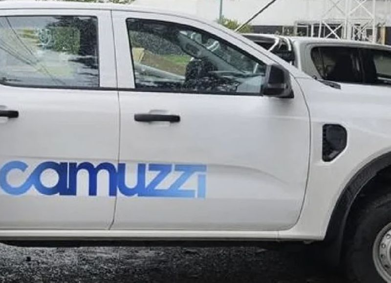 La impunidad de Camuzzi en La Plata: deja sin GNC a miles de usuarios y cerró su oficina para reclamar con un bot de Whatsapp
