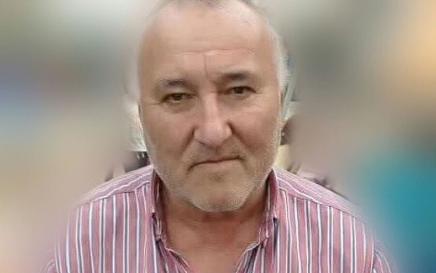 El hombre fue visto por última vez el lunes por la noche en su casa de 54 entre 9 y 10. Su familia denunció la desaparición y pidió colaboración para encontrarlo.